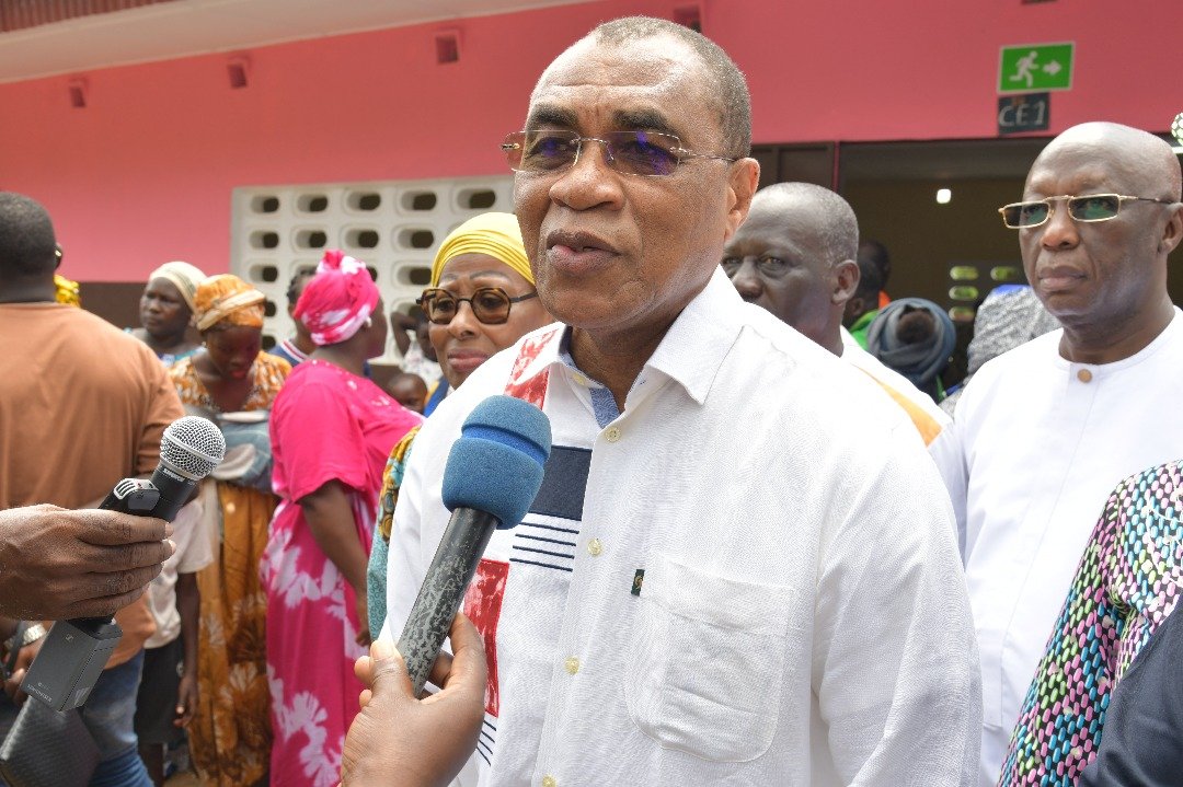 Présidentielle 2025 : Après avoir accompli son devoir citoyen, Adama Coulibaly salue la mobilisation des populations de Dimbokro