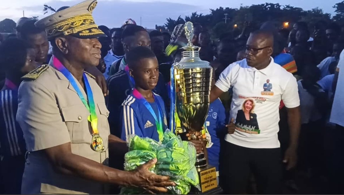 Bafing : La Mairie de Touba sadjuge le trophée de la 17e édition du tournoi de la Fondation Children of Africa face à Koonan