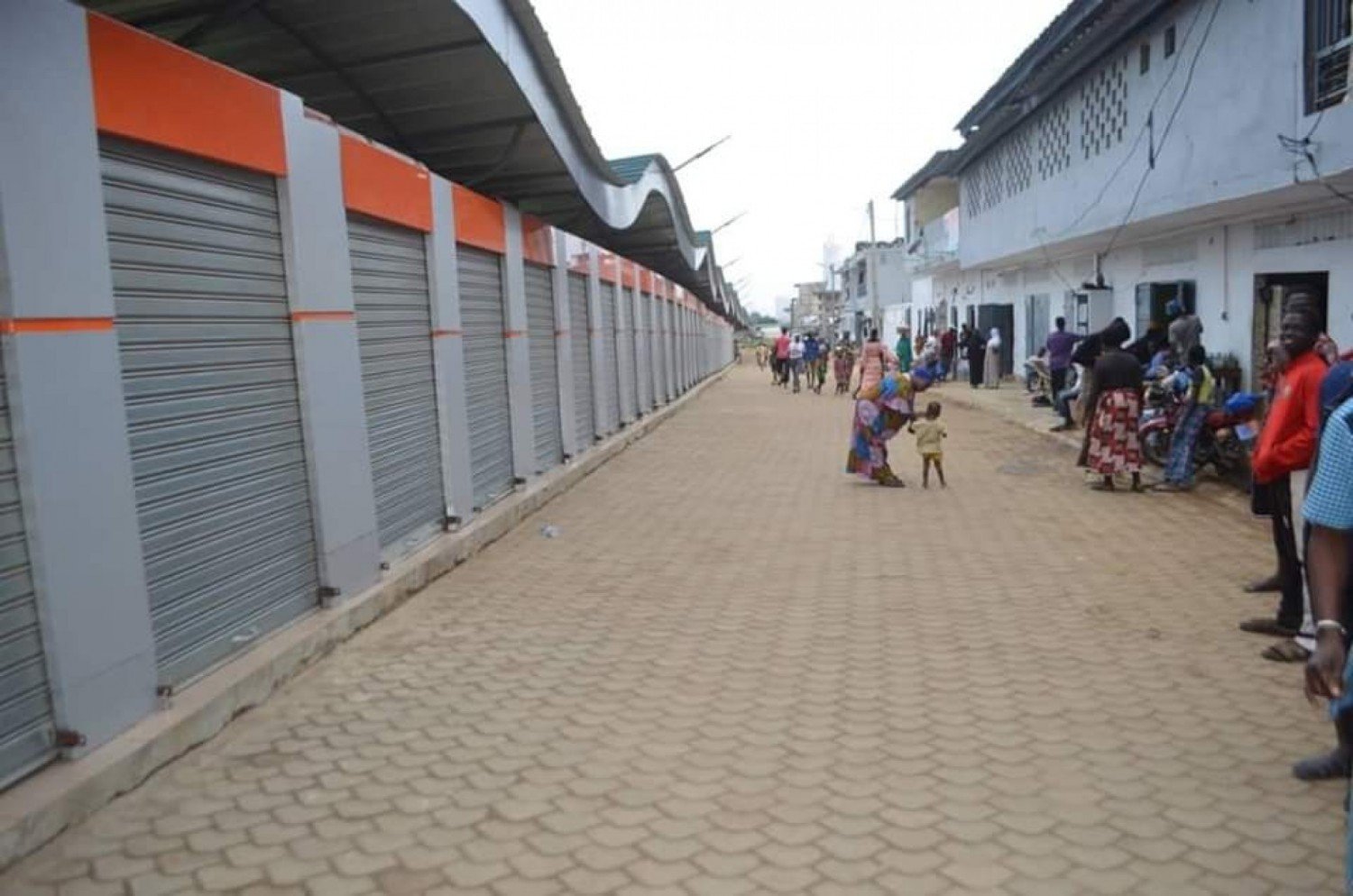 Adjamé : Farikou Soumahoro inaugure une rue marchande