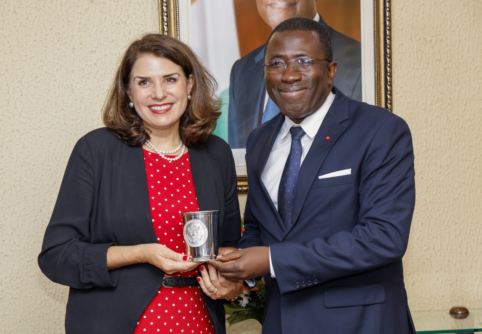 Assistance aux réfugiés burkinabè : Les États-Unis saluent les efforts du gouvernement ivoirien