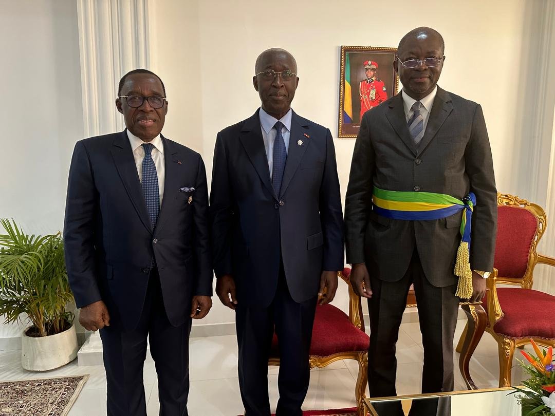 Gabon : Aka Aouélé partage l’expérience ivoirienne