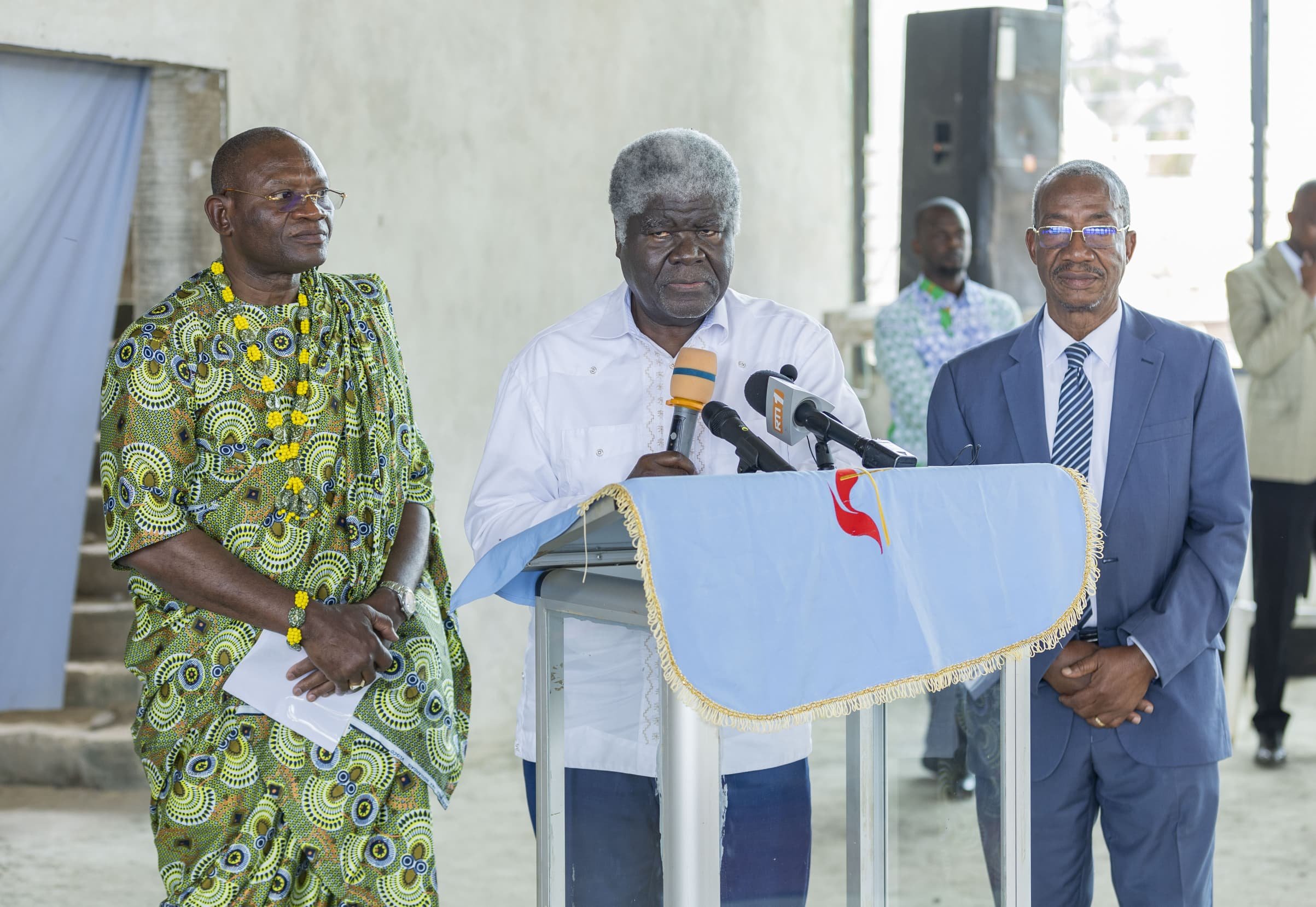 Religion : Beugré Mambé apporte son soutien à l'Eglise méthodiste unie de Côte d'Ivoire