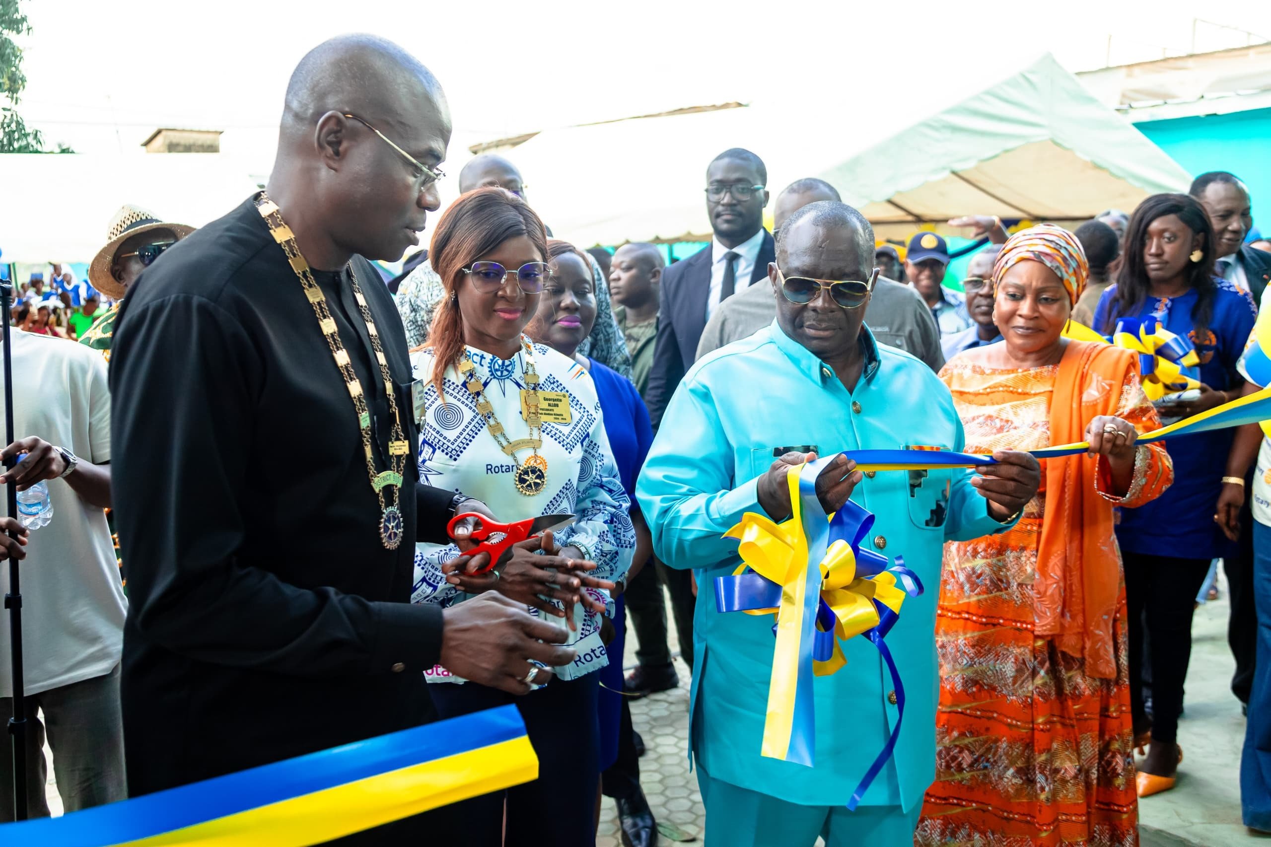 Yopougon-Inauguration du Centre d'éveil et de stimulation des enfants handicapés : Le Rotary Club Abidjan Atlantis immortalise Amadou Gon Coulibaly