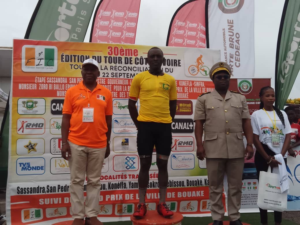 Cyclisme-30ème Tour international de Côte d’Ivoire (4ème étape) : Camara Moses s’impose au sprint, Kamzong leader incontesté