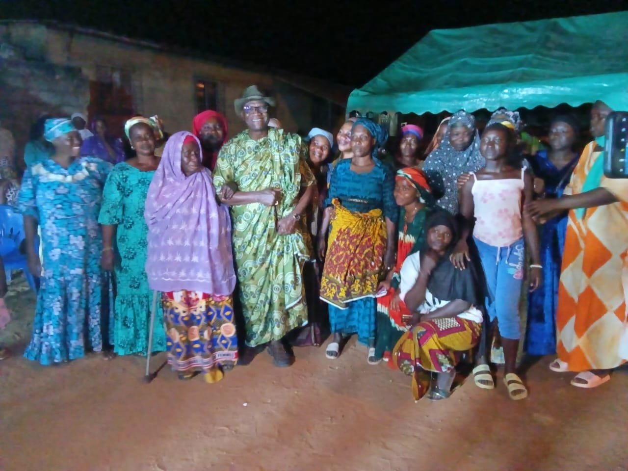 Dabou : Le ministre Adjé Silas Metch démonte l'opposition en meeting au quartier Pépinière