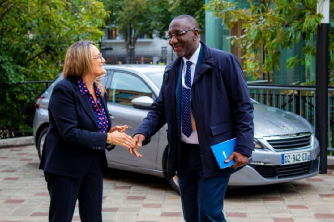 Renforcement de la coopération commerciale Côte d’Ivoire-France : Souleymane Diarrassouba échange avec la ministre française du Commerce extérieur