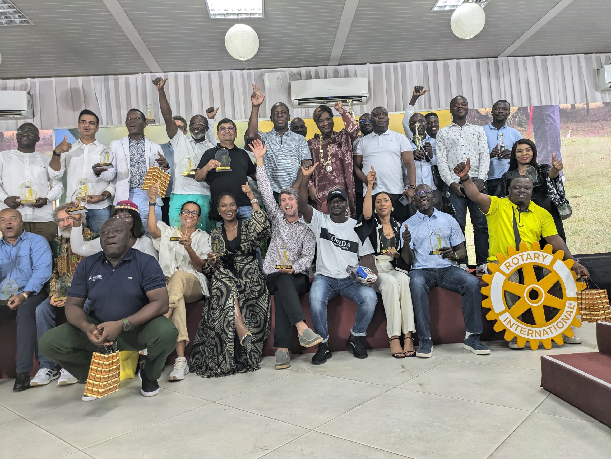 Y’ello golf Trophy : L’AS-IGC, le Rotary club Abidjan golf et leur partenaire sur le green pour des causes sociales