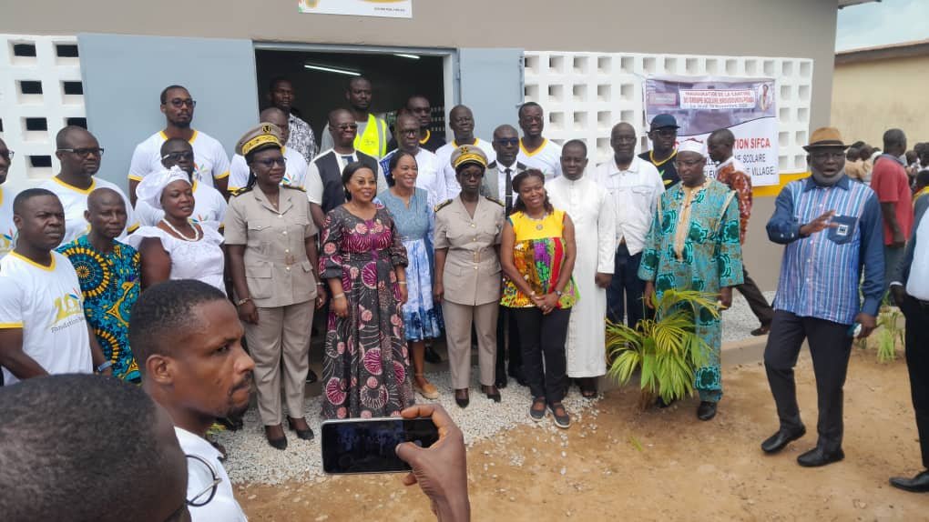 Broudoukou–Kpanda - Inauguration de   la cantine scolaire : Les populations saluent les actions de développement de Patricia Yao Sylvie