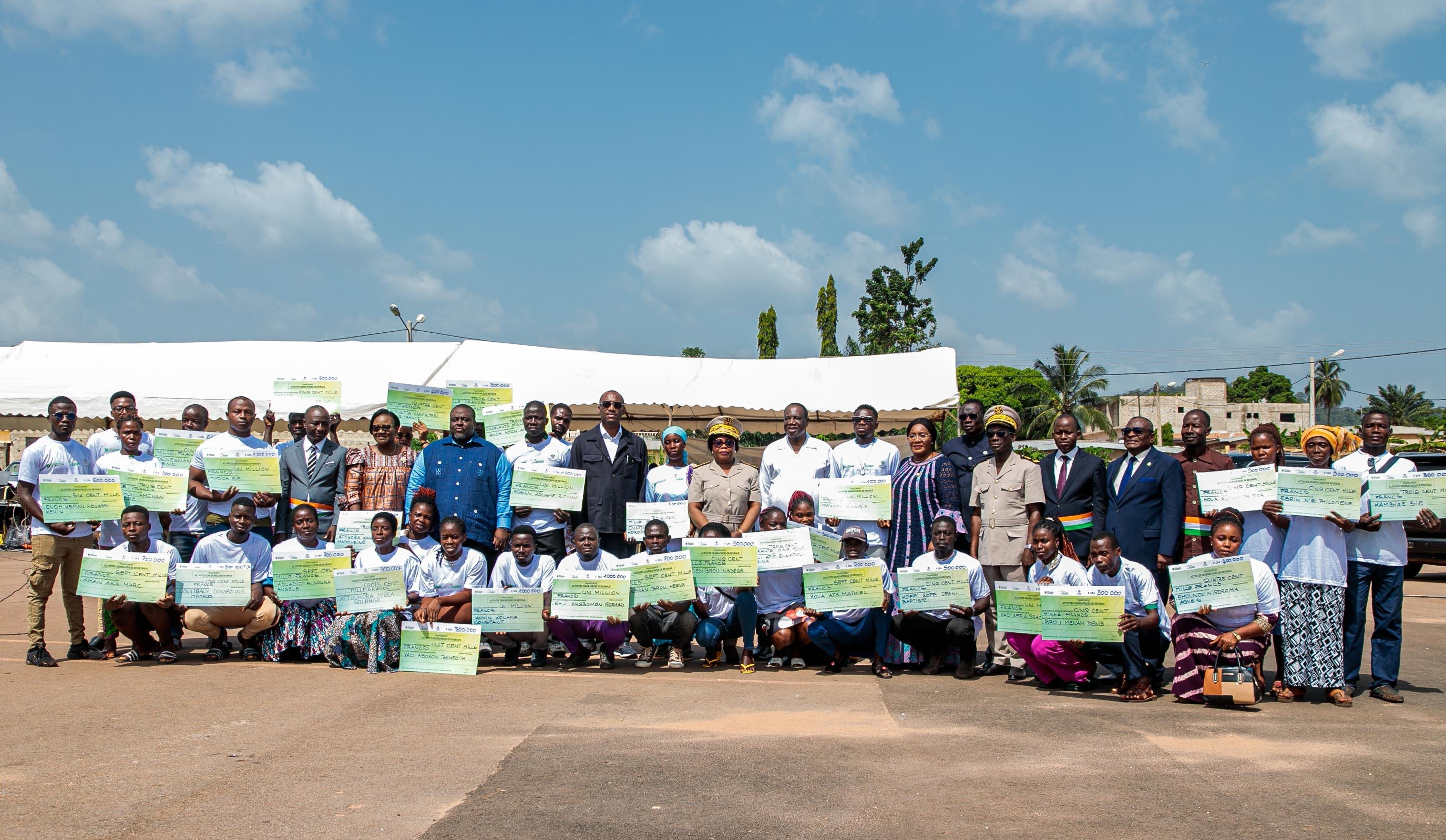 Moronou : 2,8 milliards de FCFA investis en 2 ans pour l'insertion professionnelle des jeunes