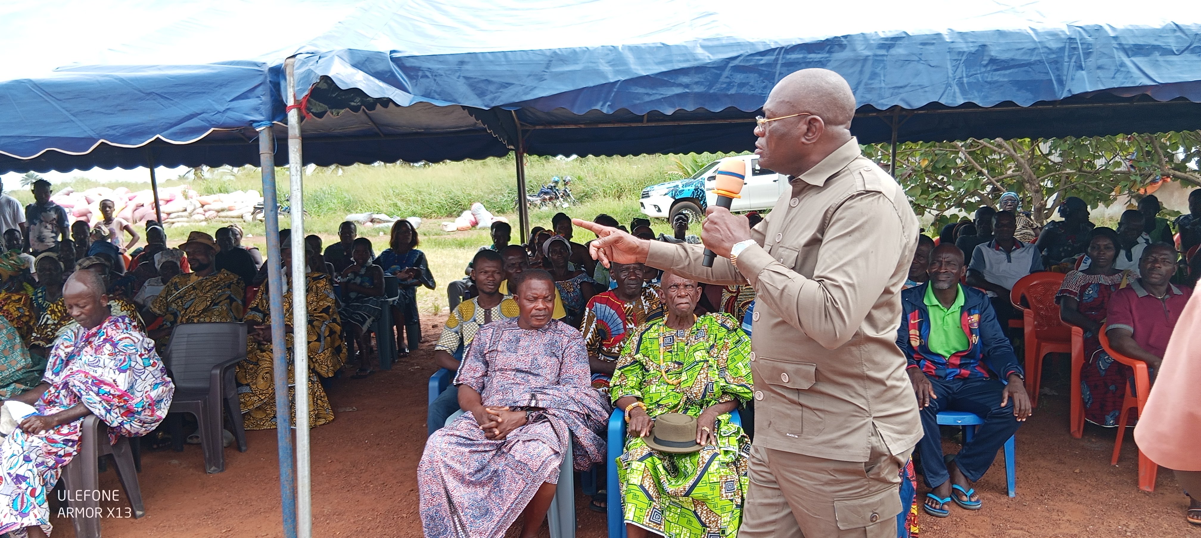 Présidentielle 2025 : Le ministre Metch ‘’vend’’ Alassane Ouattara  aux populations de Jacqueville