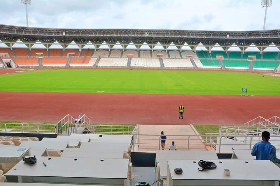 Infrastructures sportives : L’ONS pose de plaques de protection pour les pelouses des stades