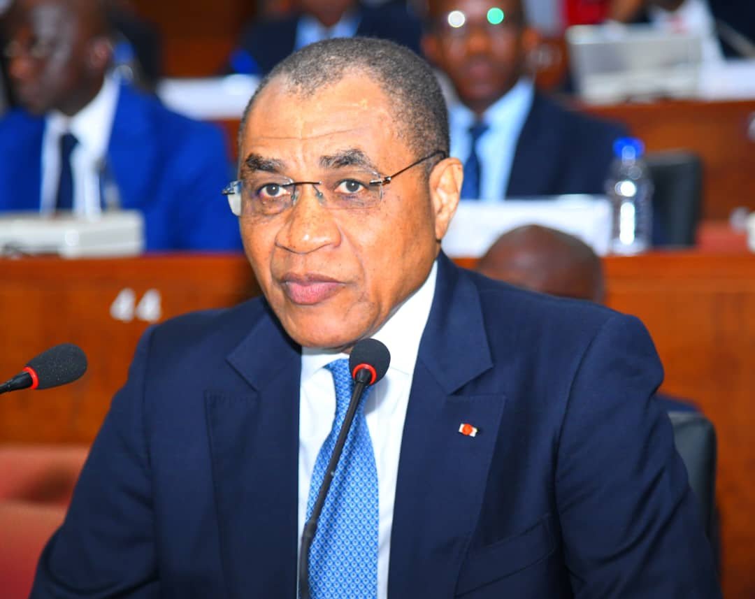 Yamoussoukro : Adama Coulibaly présente les grandes articulations du budget 2025 aux sénateurs après son adoption par l’Assemblée nationale 