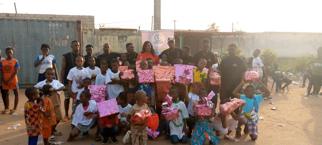 Duékoué : L'ONG Partage offre des cadeaux à 200 enfants