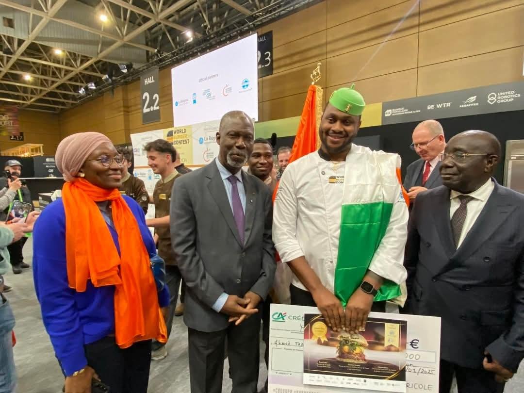 Gastronomie-World Burger Contest au Sirha 2025  à Lyon : La Côte d’Ivoire brille de mille feux en France