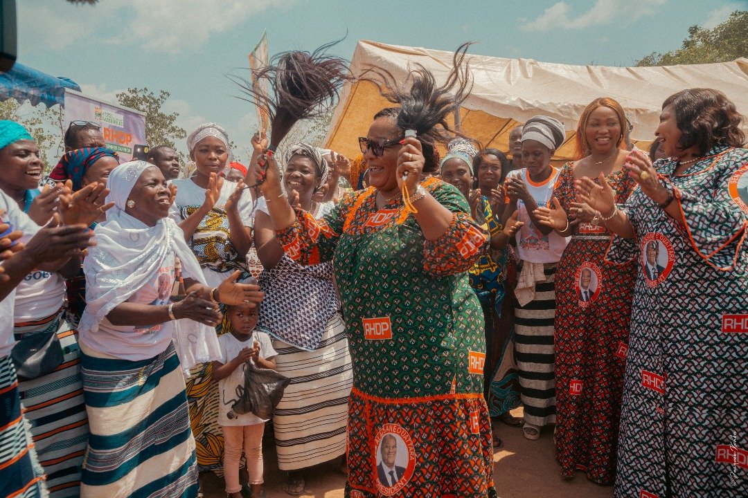 Harlette Badou N’Guessan aux femmes du RHDP de Nassian : « Ne dormons plus, car nous sommes à 8 mois de la présidentielle »