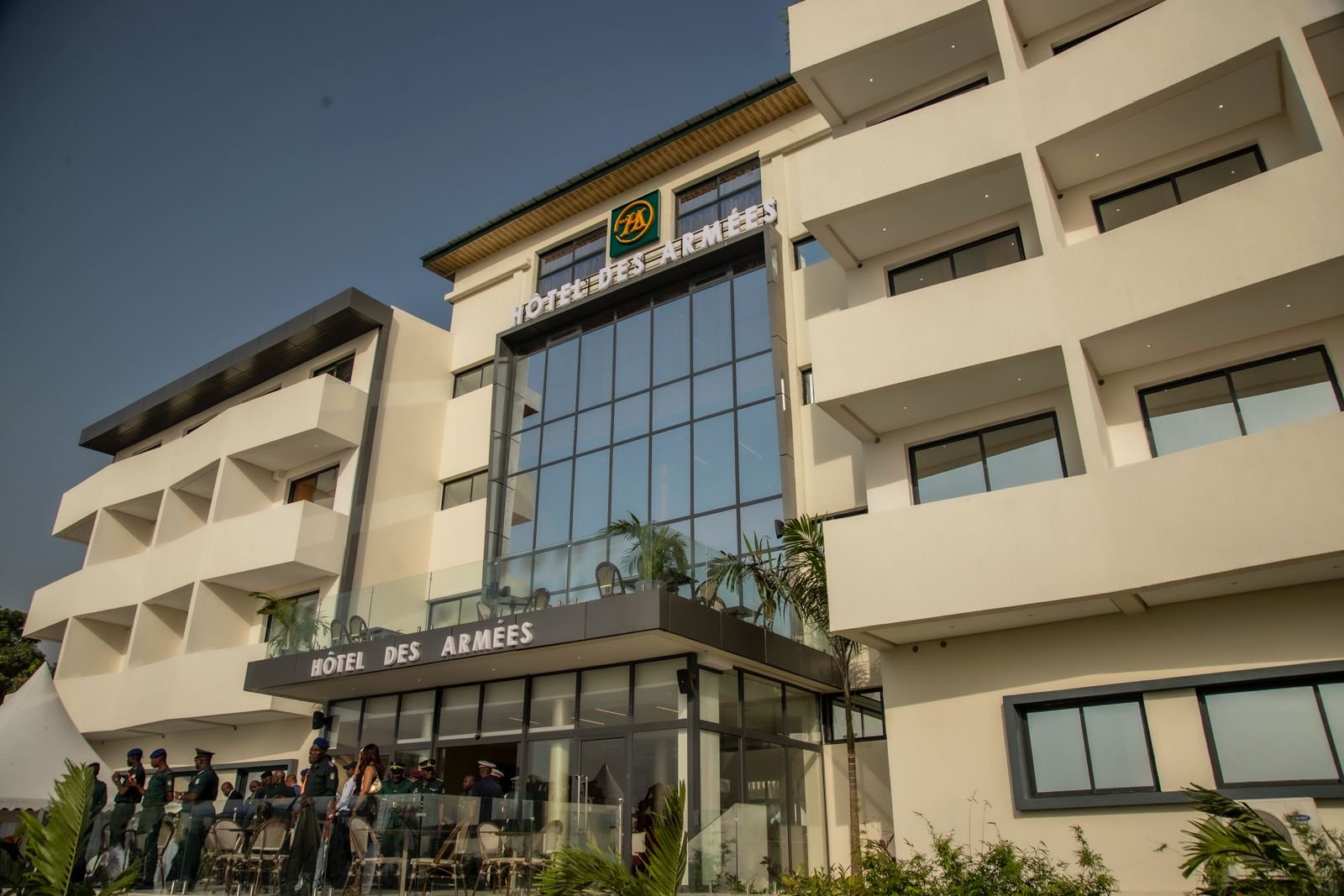 Première région militaire : Téné Birahima Ouattara inaugure un hôtel de 50 chambres