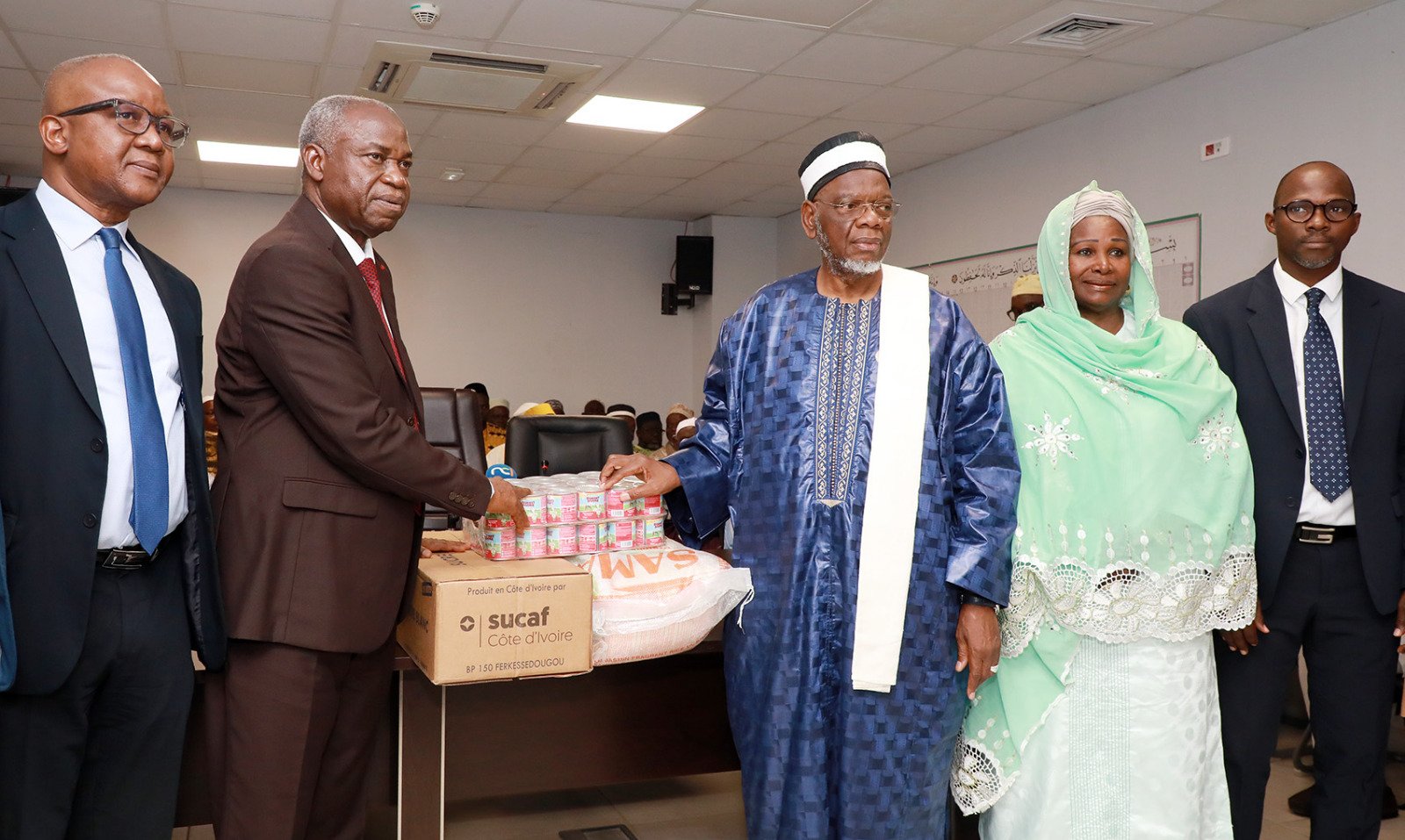 Ramadan 2025 : Le Président Ouattara offre plus de 425 tonnes de sucre et 437 tonnes de riz à la communauté musulmane