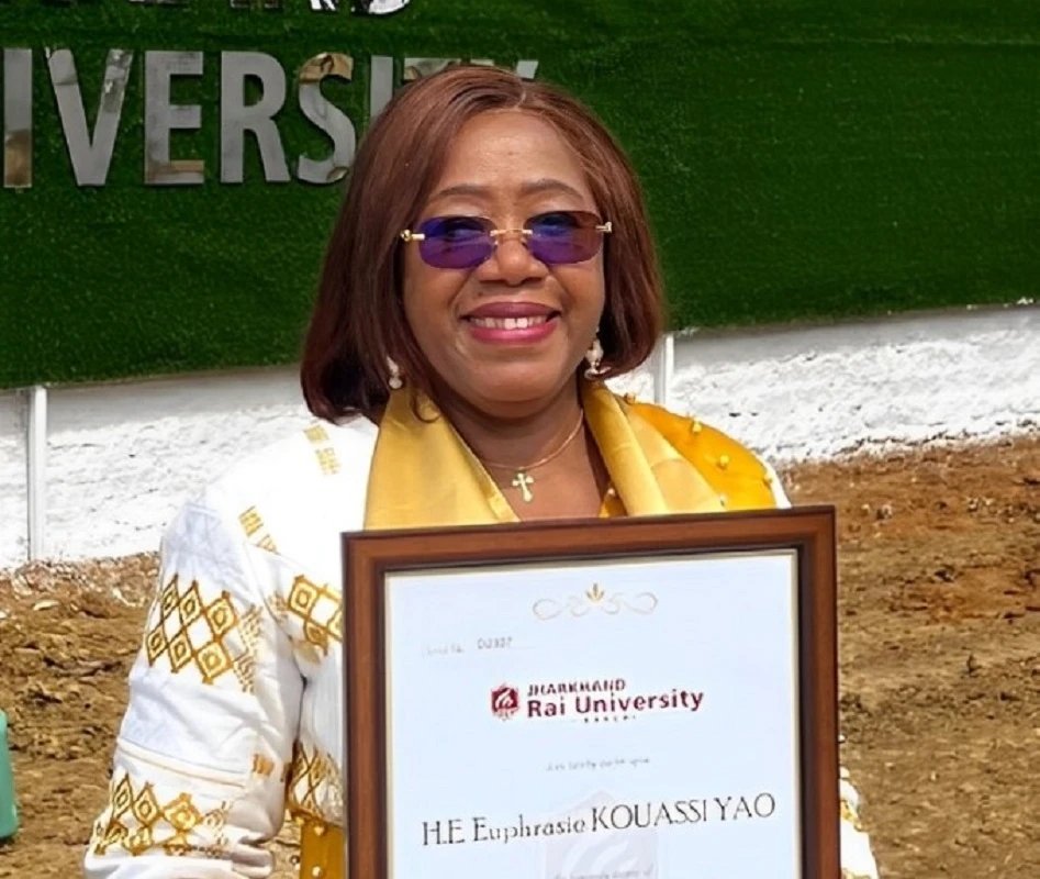 Promotion du genre : Euphrasie Kouassi Yao faite Docteur Honoris Causa par l’Université Jharkhand Rai