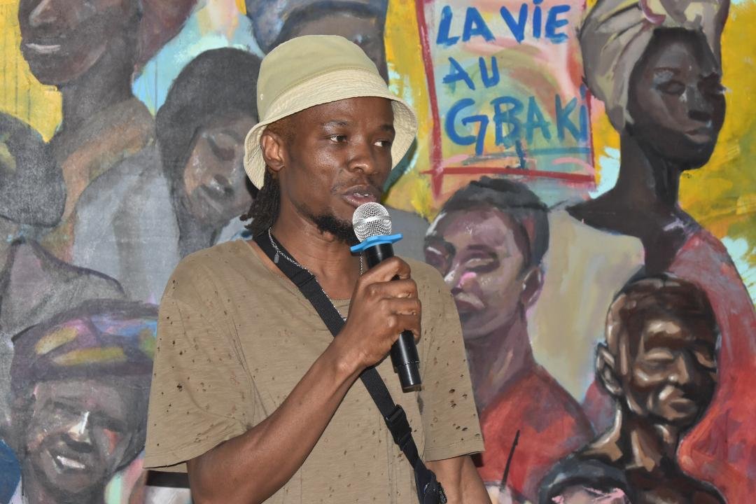 Vernissage : Julien Kando réalise une performance avec les étudiants de l’Insaac