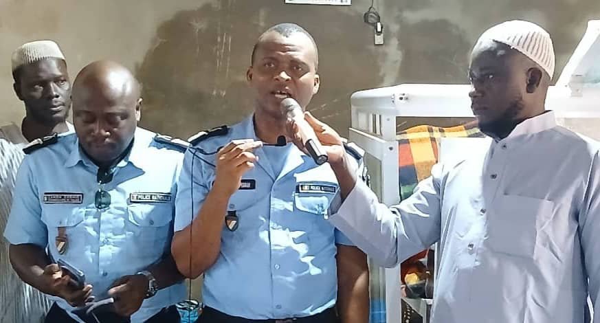 Méagui : Le commissaire Oumar Pégnan sensibilise les jeunes pour une présidentielle apaisée