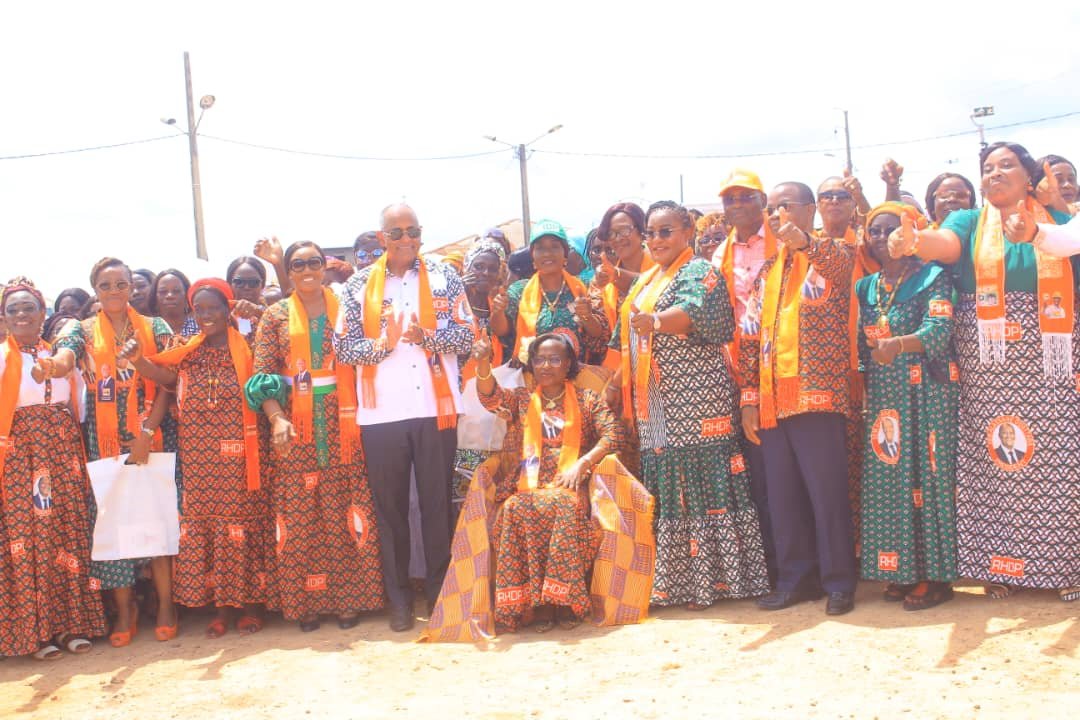Investiture de la présidente régionale UF-RHDP de la Mé : Plus de 10 000 femmes engagées pour le Président Ouattara