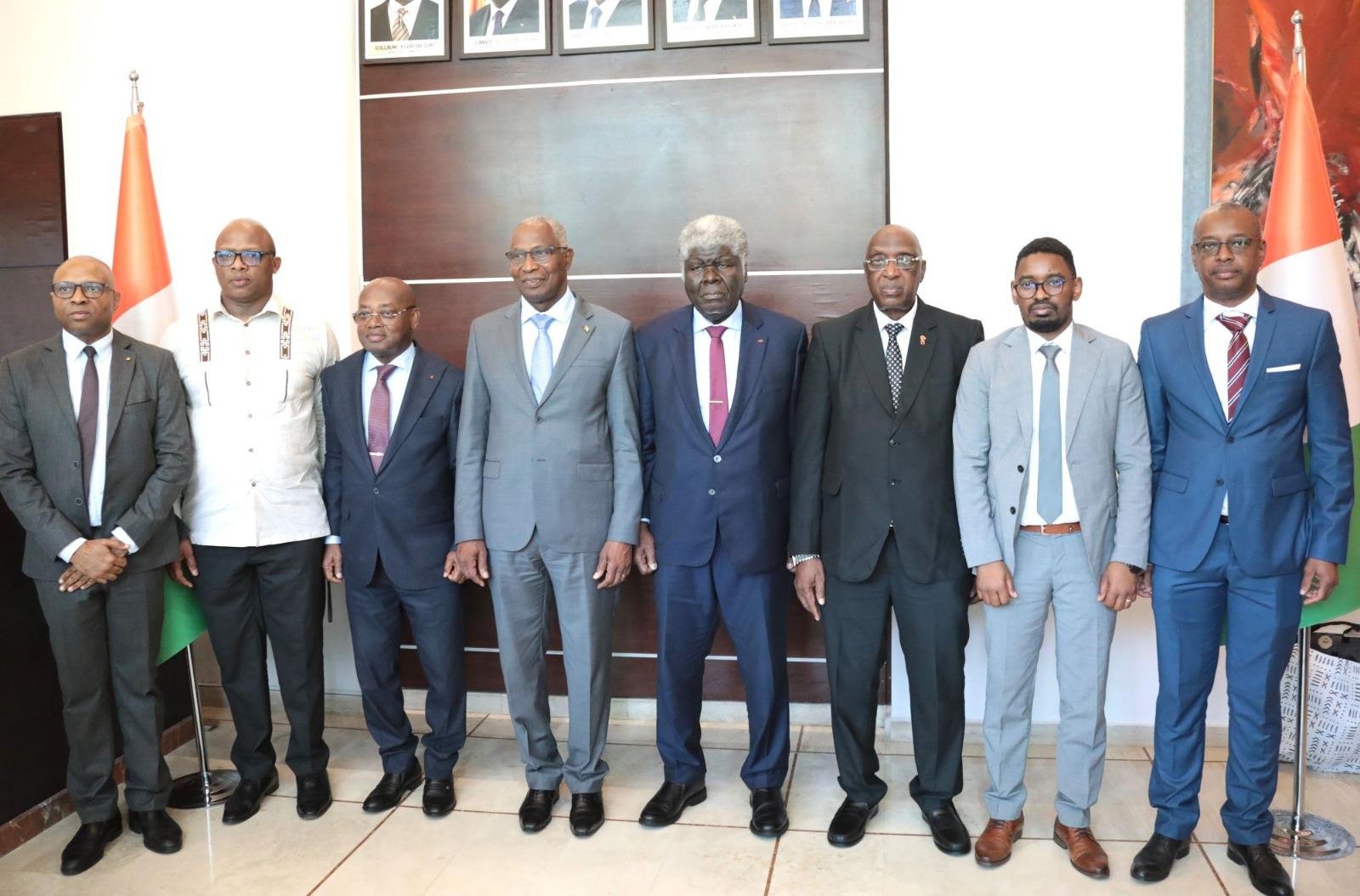 Coopération bilatérale : Les Premiers ministres de Guinée, du Cameroun et de Tanzanie reçus par Robert Beugré Mambé
