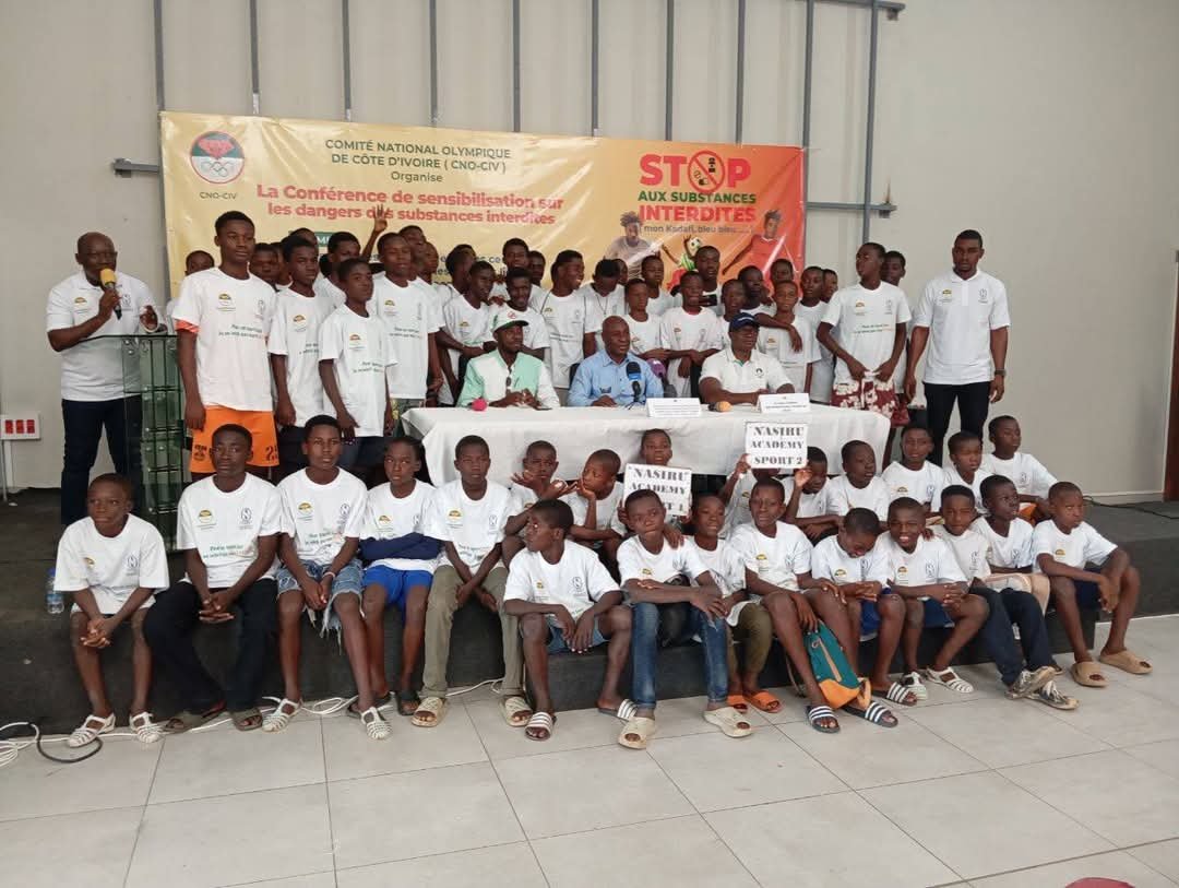 Conférence de sensibilisation sur les dangers des substances interdites : Le CNO-CIV déclare la guerre au dopage avec 200 jeunes footballeurs