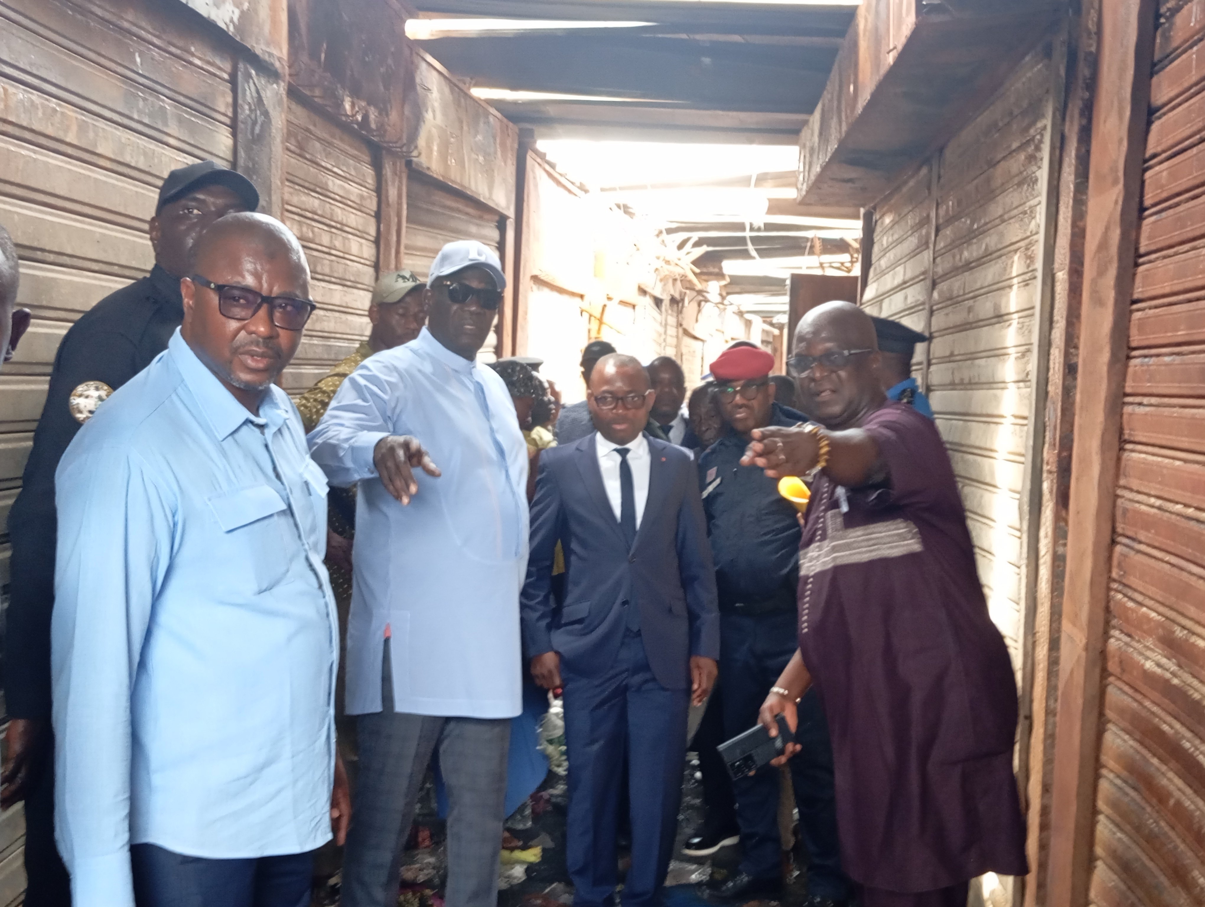 Adjamé : Le ministère du Commerce aux côtés des commerçants sinistrés