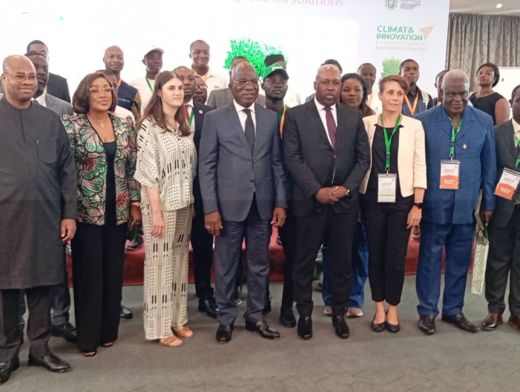 Conférence sur le Climat et l'Innovation : Jacques Assahoré Konan insiste sur l'action et l'innovation durable
