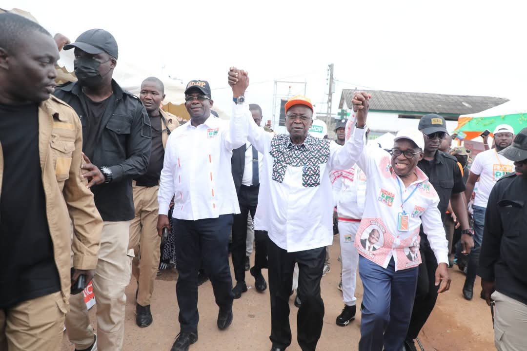 Précongrès du RHDP : A Aboisso, le Sud-Comoé soutient à l’unanimité la candidature d’Alassane Ouattara à l’élection présidentielle d’octobre 2025
