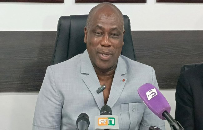 Ligue de football professionnel : La Ligue 1 s'installe dans les stades CAN 2023, la professionnalisation en marche !