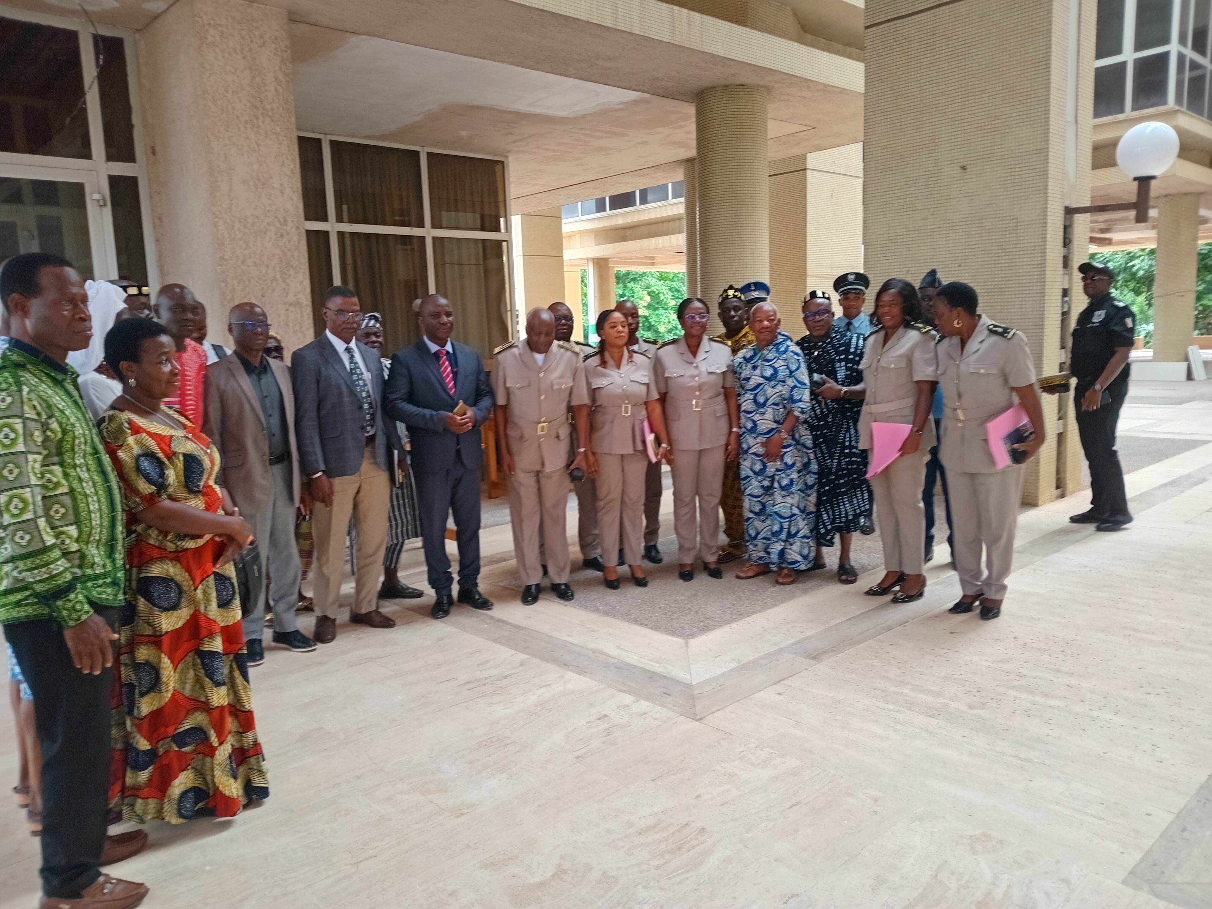 Parrainage citoyen des candidats : Doumbia Soumaïla explique le processus aux populations de Yamoussoukro