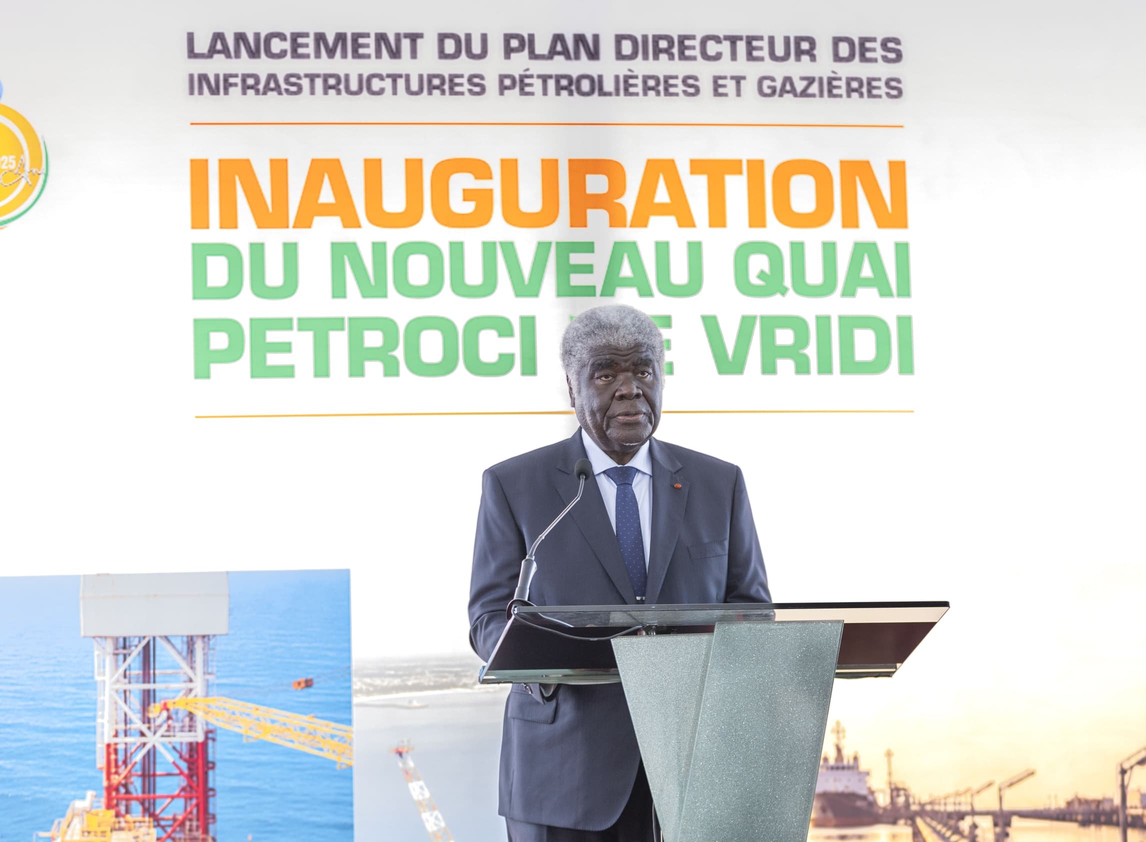 Secteur des hydrocarbures : Beugré Mambé inaugure le quai pétrolier Petroci