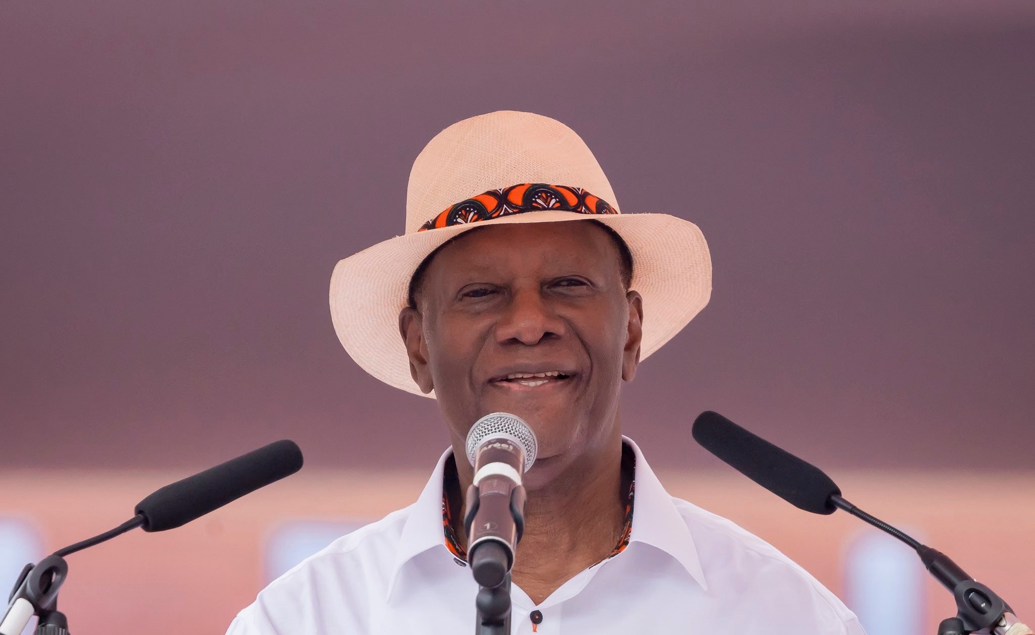 Ouattara travaille pour vous - Monde des arts et de la Culture : Comment Alassane Ouattara a donné aux artistes ivoiriens leur dignité !