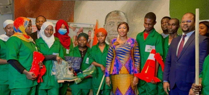 Lancement du THIMO 2025 à Abobo : 200 jeunes engagés pour une commune plus propre et solidaire