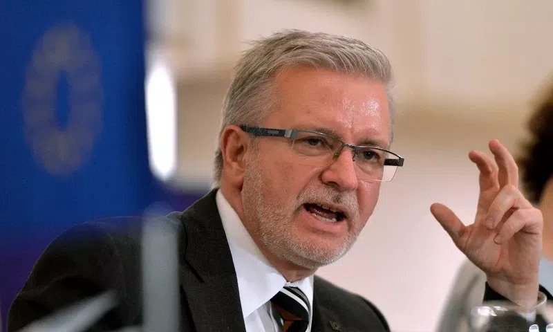 Contribution-Michael Gahler, euro député, rangez vos 8 millions € : La Démocratie ivoirienne n’est pas à vendre !