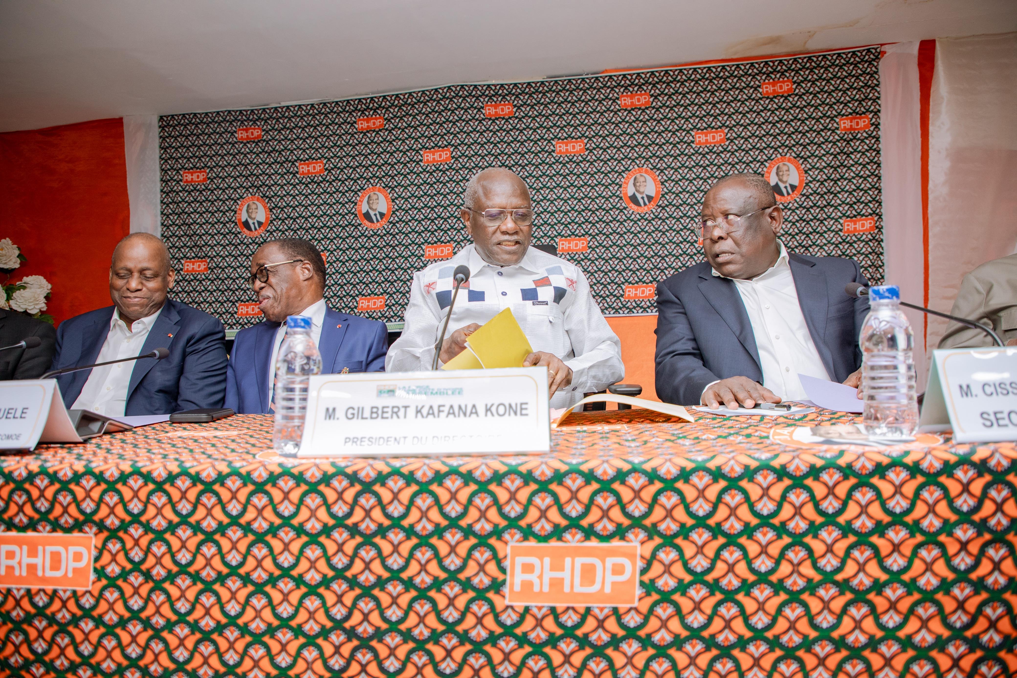 Présidentielle 2025 : Le RHDP invite ses militants à se mobiliser pour la victoire au 1er tour après la déclaration de la candidature du Président Ouattara