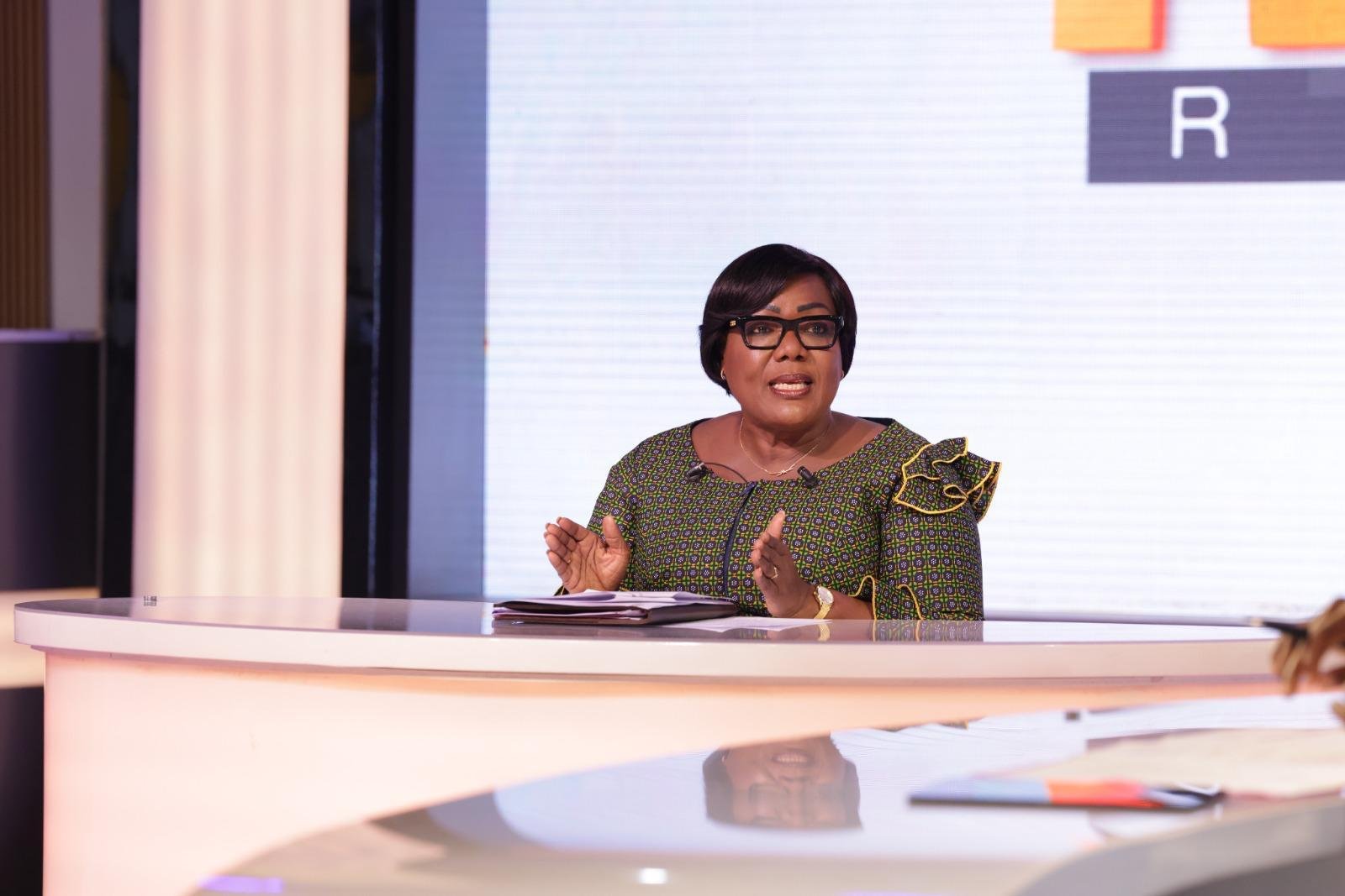 Fonction publique :  Anne Ouloto présente les avancées majeures de la transformation du service public