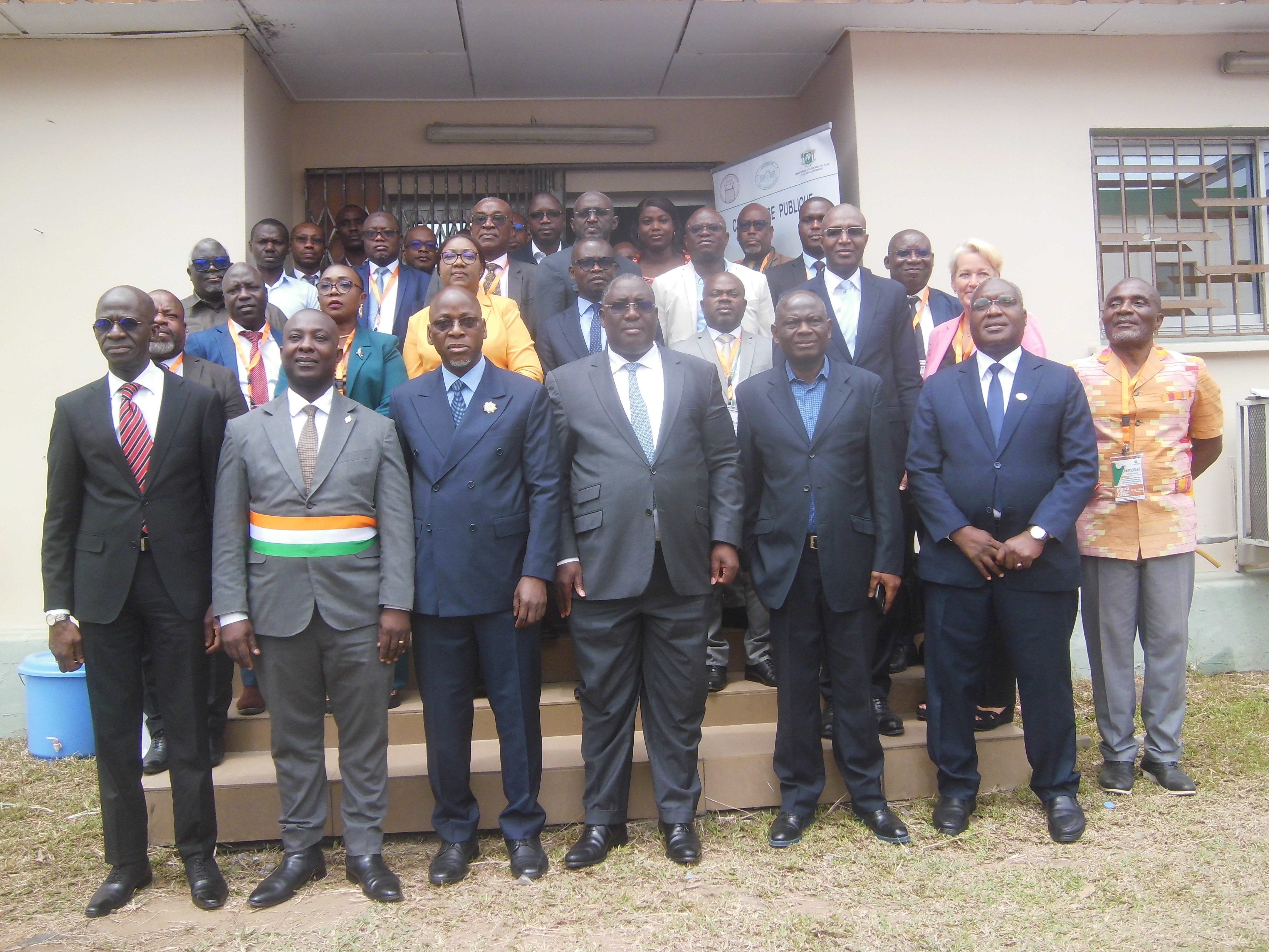 Gouvernance publique : La formulation des politiques publiques dans le développement au centre d’une rencontre universitaire