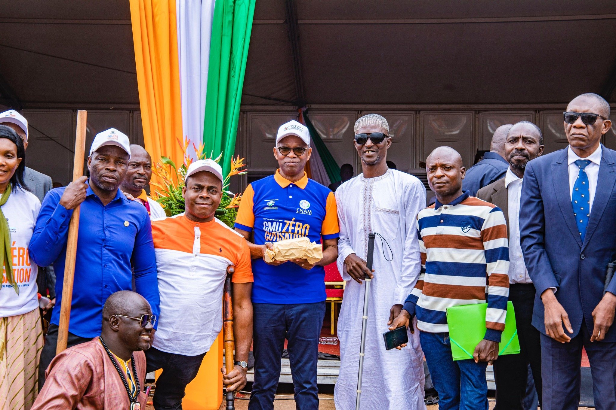 Présidentielle 2025 : Les personnes en situation de handicap financent la caution du Président Ouattara