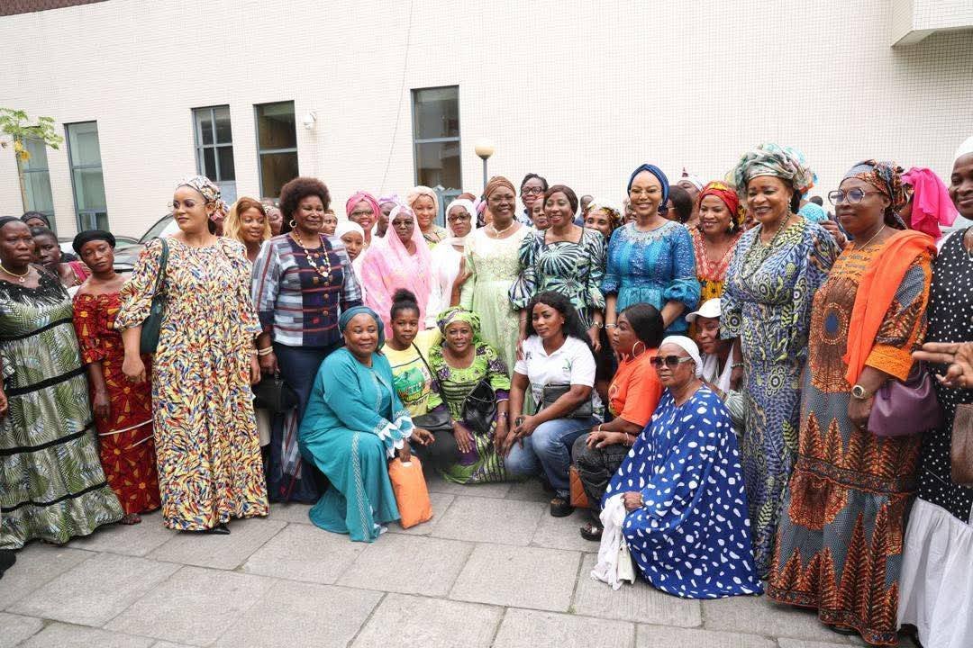 Présidentielle 2025 : Les femmes du vivrier, de l'artisanat et du commerce disent " Oui" au Président Ouattara