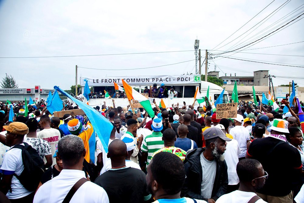Front commun : Une opposition xénophobe et haineuse