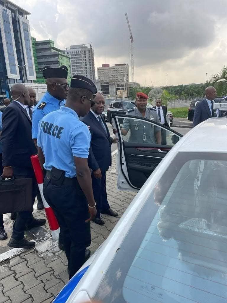 Côte d’Ivoire : Alassane Ouattara dans les locaux de la Police nationale