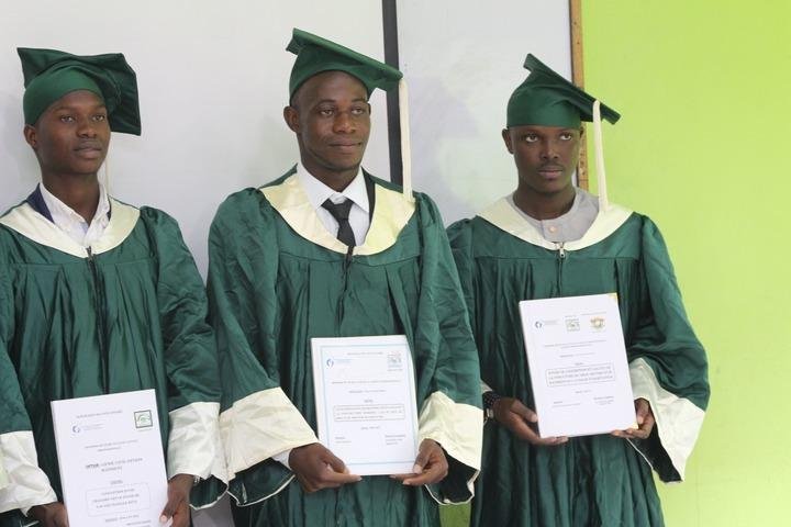 Licence professionnelle : 45 étudiants de l’ETIC obtiennent leur sésame
