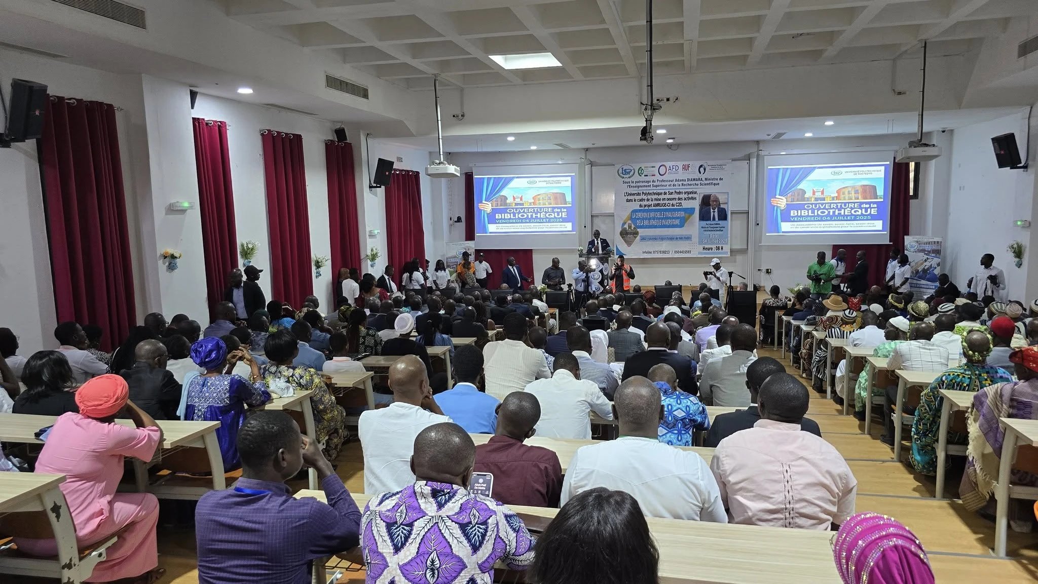 Université de San Pedro : Adama Diawara inaugure la bibliothèque et annonce une dotation de 100.000 ouvrages