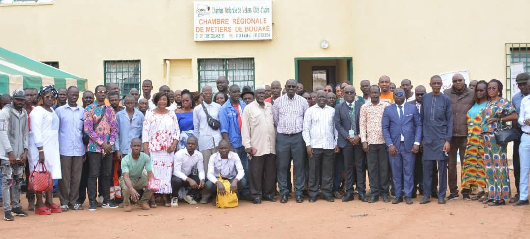 Sécurité sociale et financement : Les artisans de Bouaké invités à adhérer au régime social des travailleurs indépendants