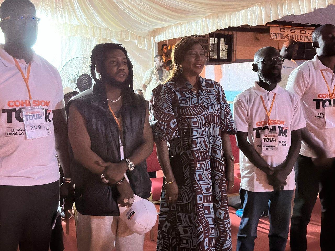 "Cohésion Tour" à Abobo : Kandia Camara aux jeunes : « Refusez toute proposition susceptible de vous livrer à des actes de troubles »