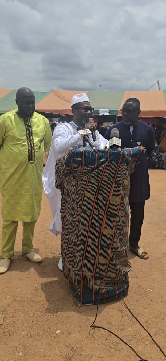 Présidentielle 2025 : La communauté musulmane de Taoudi prie pour un scrutin apaisé