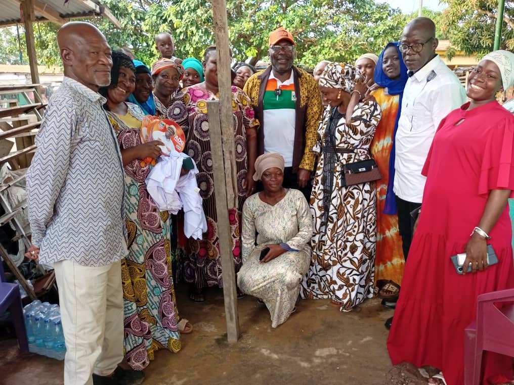 Présidentielle 2025 : Paul Dakuyo " vend " Alassane Ouattara aux femmes de Koko à Bouaké