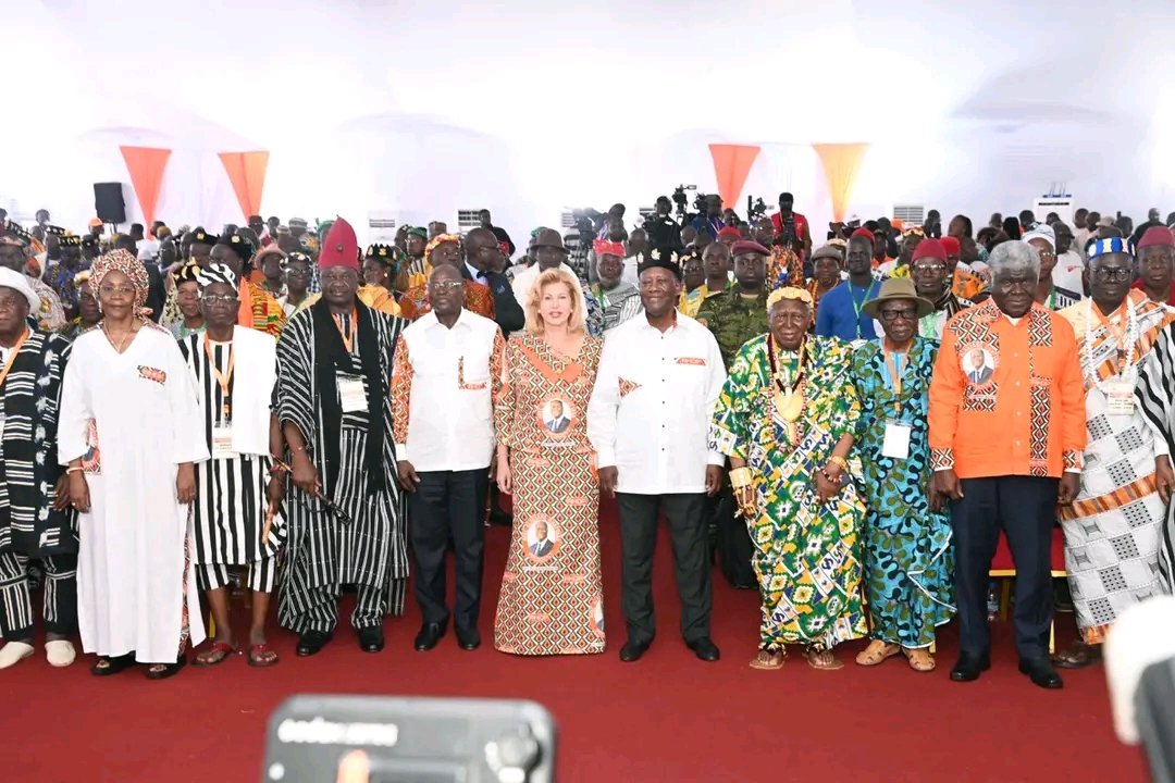 Présidentielle 2025 : Alassane Ouattara rassure sur la bonne tenue de l’élection présidentielle lors d’une rencontre avec les rois et chefs traditionnels de Côte d'Ivoire à Yamoussoukro
